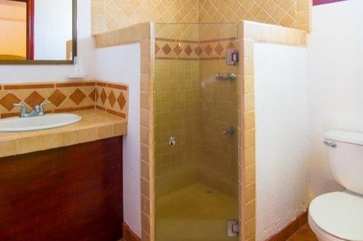 bathrooms BF and GRD