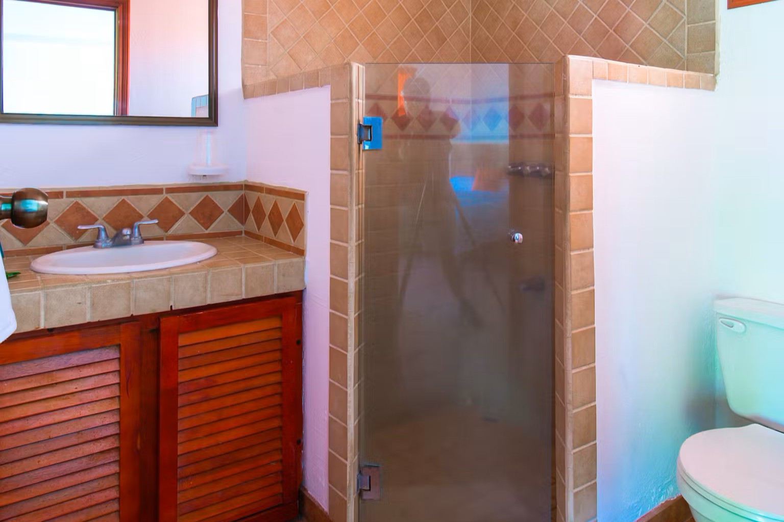bunk 5 bathroom