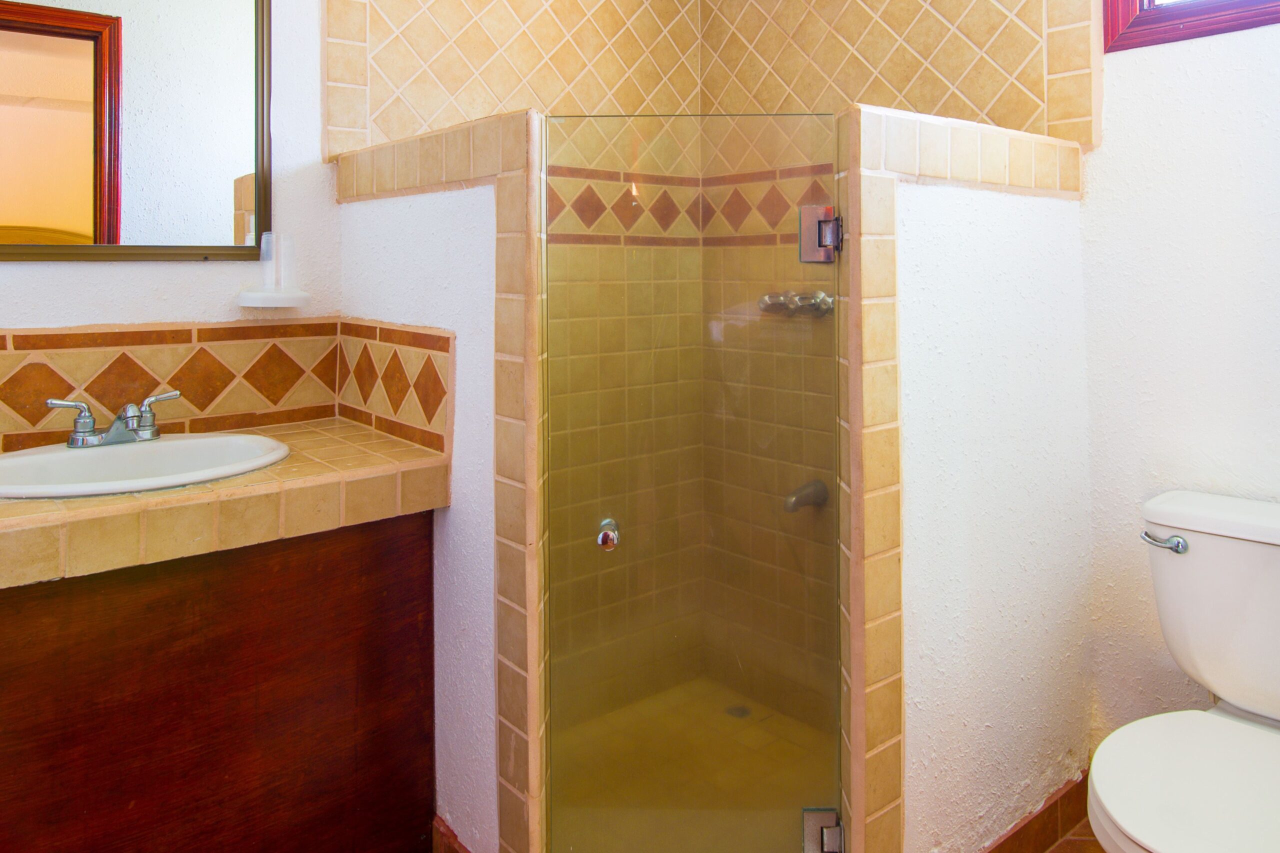 suite and garden room bathroom
